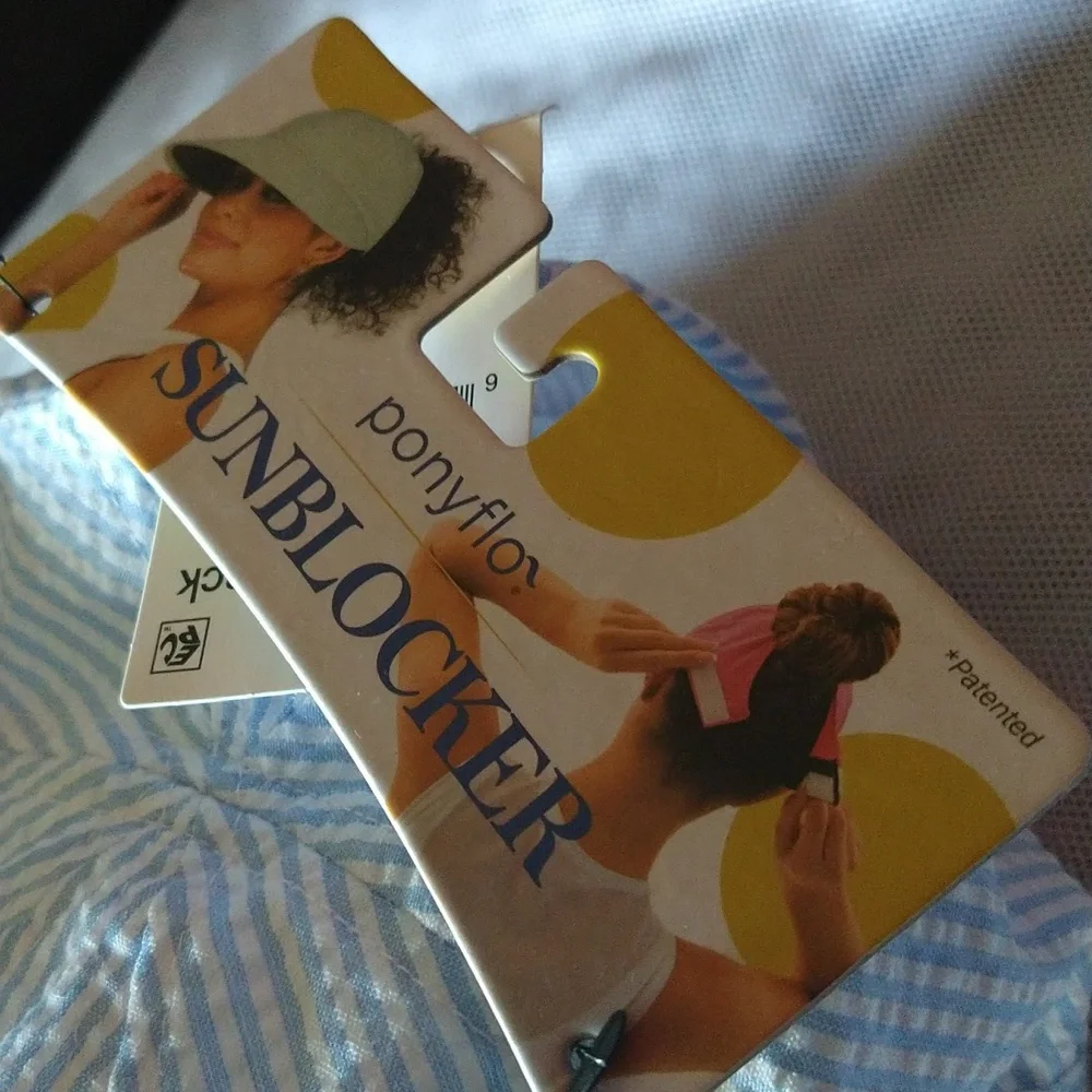 Ponyflo blue striped sunblocker hat